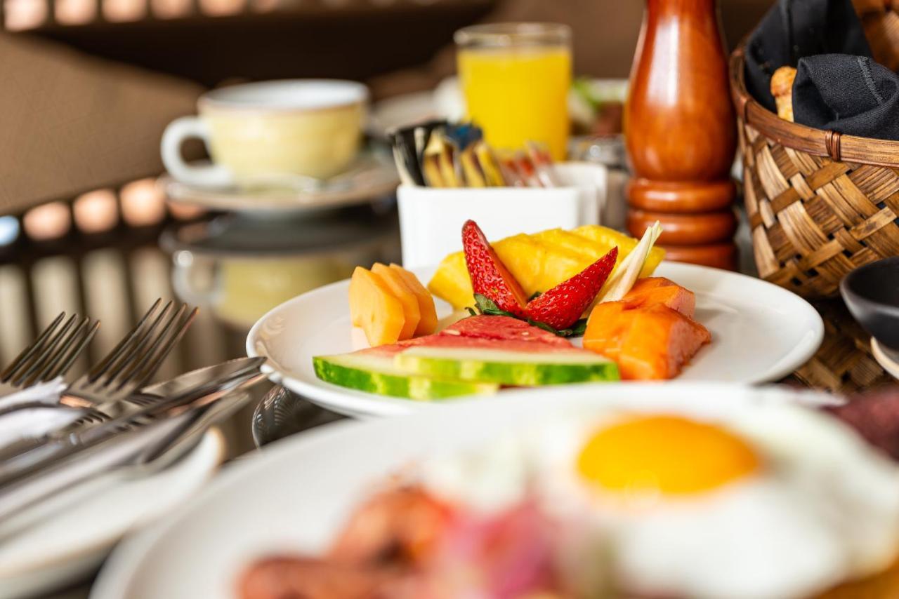 Hotel York Luxury Suites Medellin By Preferred Medellín Exterior foto A fruit salad